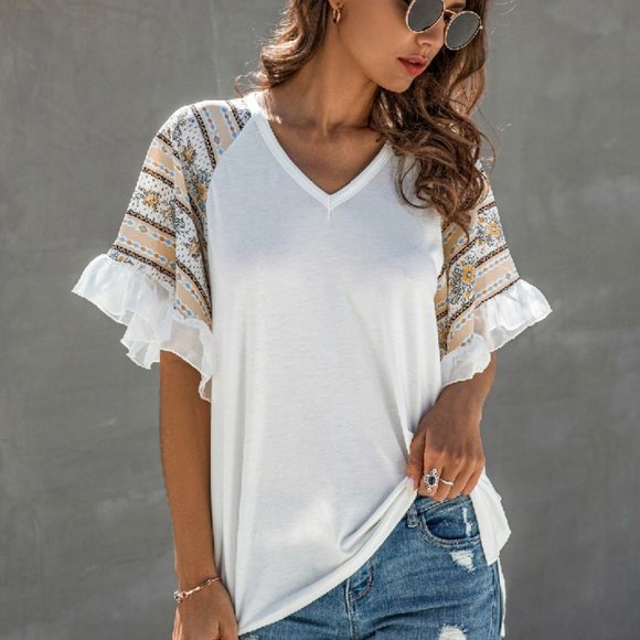 Tops - Adorable Ruffle Bell Sleeve Tee